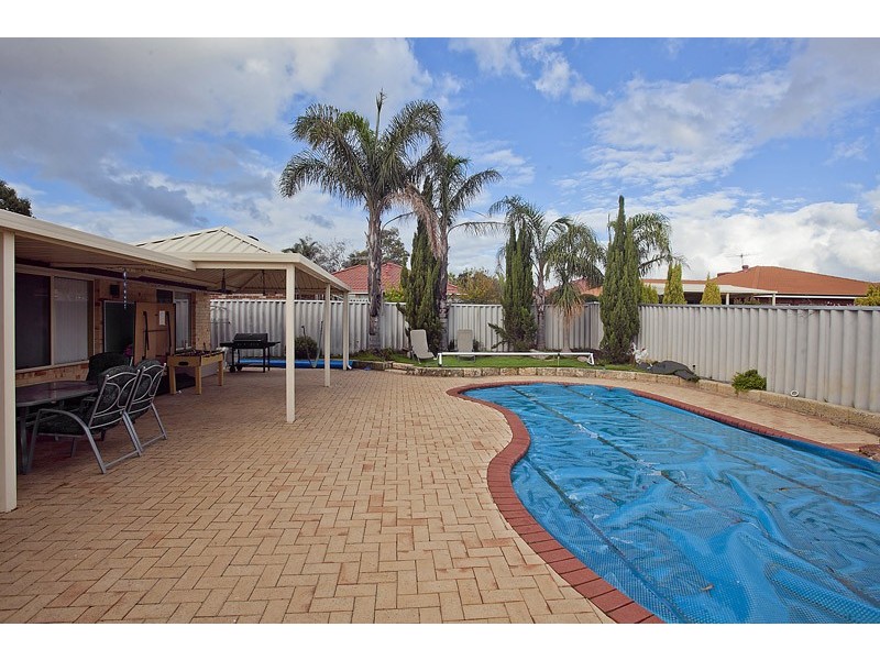 47 Mallina Circuit, Carramar WA 6031
