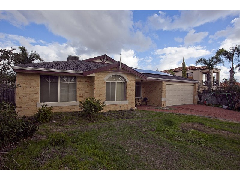 47 Mallina Circuit, Carramar WA 6031