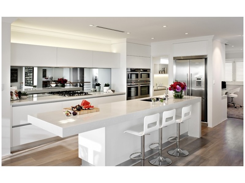 265 Santa Barbara Parade, Jindalee WA 6036
