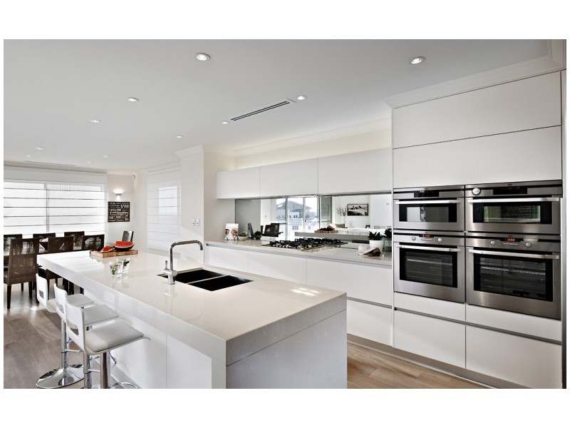 265 Santa Barbara Parade, Jindalee WA 6036
