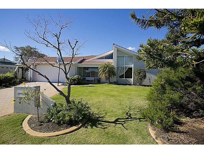 40 Bainbridge Mews, Currambine WA 6028