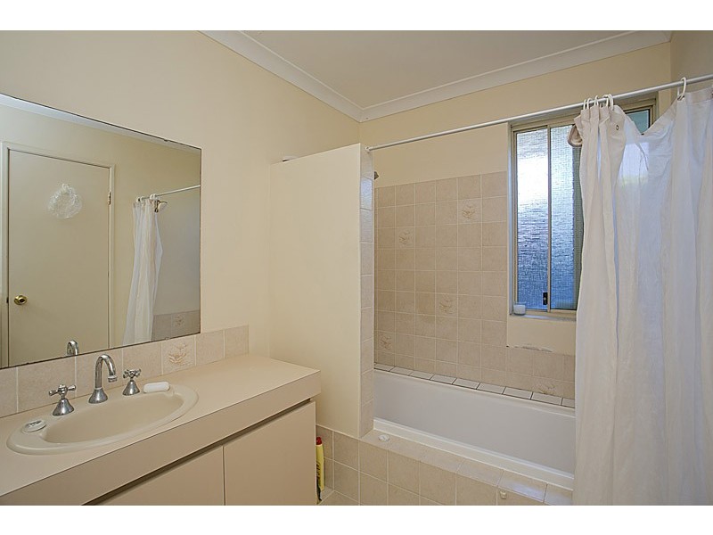 40 Bainbridge Mews, Currambine WA 6028