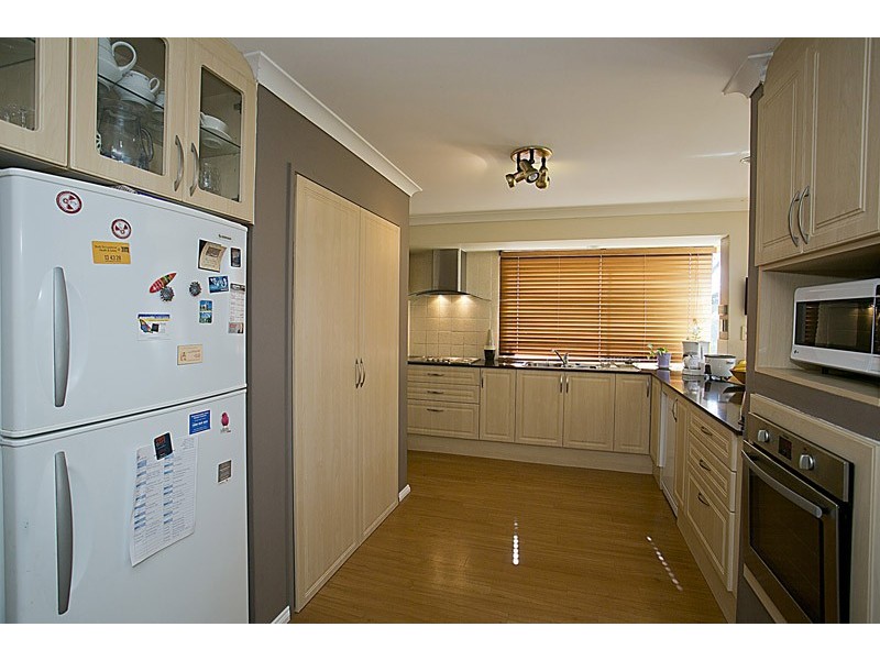 40 Bainbridge Mews, Currambine WA 6028