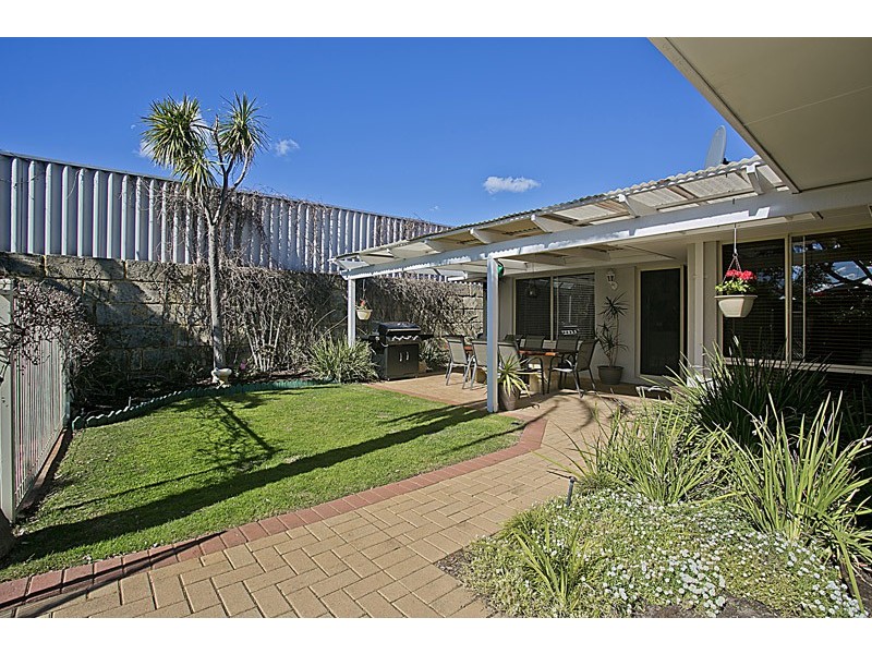 40 Bainbridge Mews, Currambine WA 6028