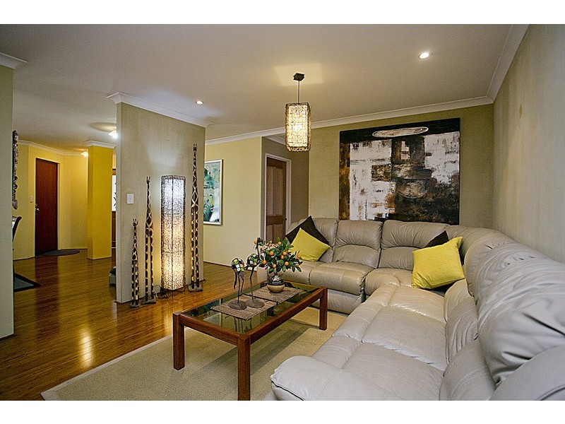 19 Coolamine close, Carramar WA 6031