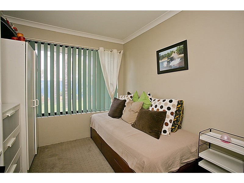 19 Coolamine close, Carramar WA 6031