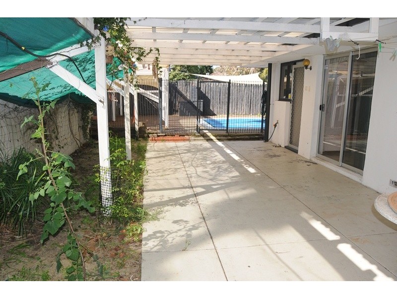 5 Althorne Way, Girrawheen WA 6064