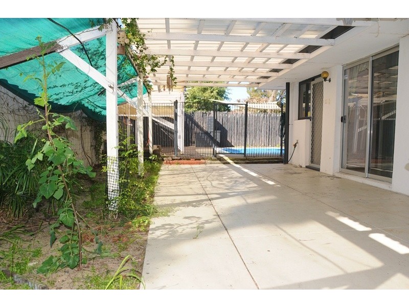 5 Althorne Way, Girrawheen WA 6064