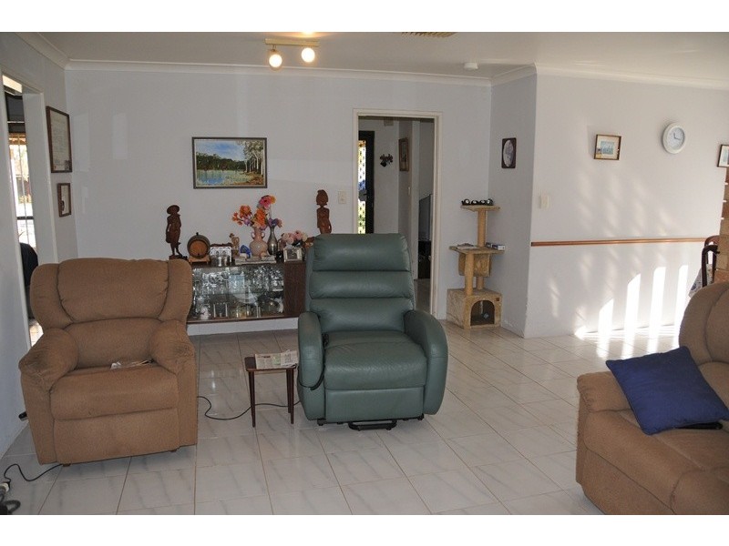 14 Addington Way, Marangaroo WA 6064