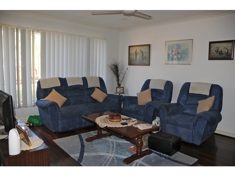 3/11 Westbrook Way, Girrawheen WA 6064