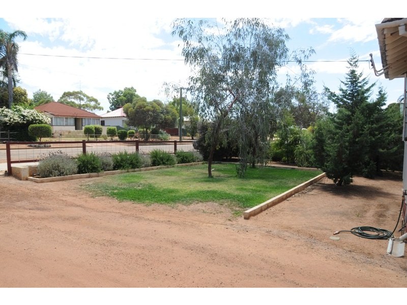 58 James Street, Goomalling WA 6460