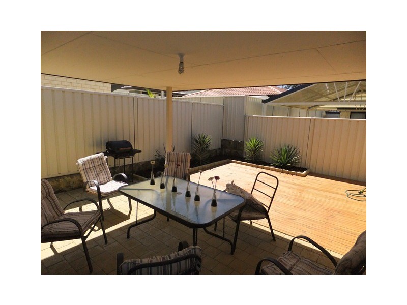 4 Gorman Place, Calista WA 6167