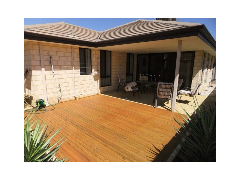 4 Gorman Place, Calista WA 6167