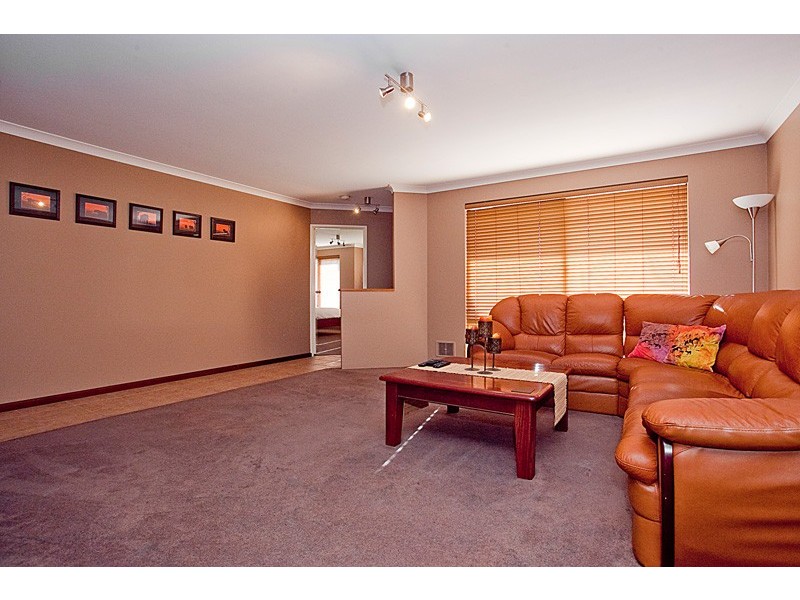 39 Donnelly Ramble, Wanneroo WA 6065