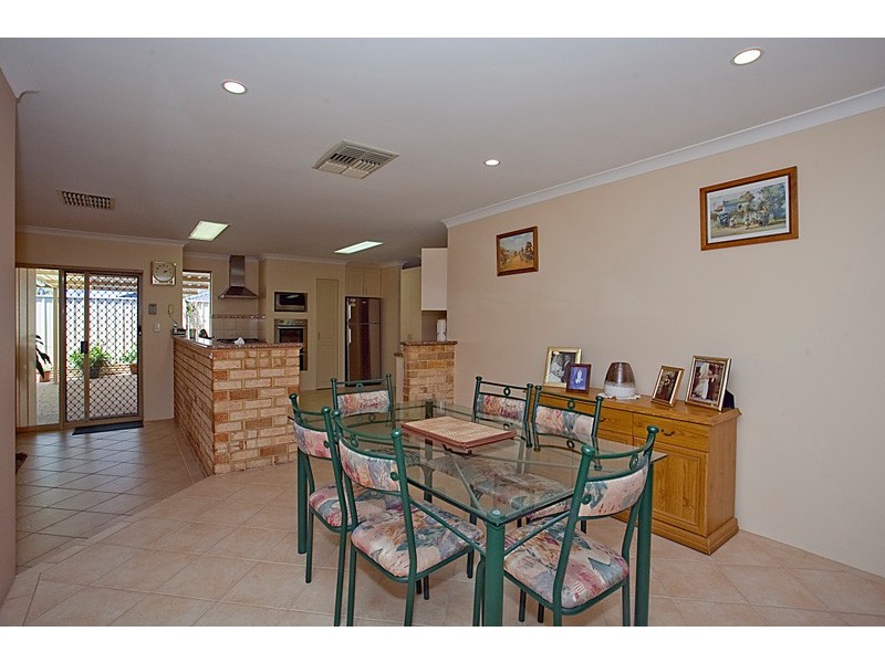 4 Bacchante Circle, Ocean Reef WA 6027