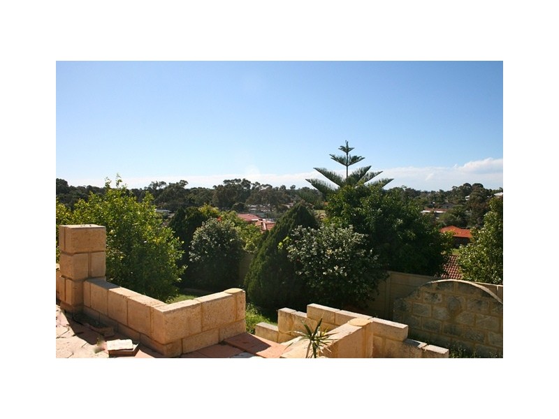 9 Landells Rise, Hillarys WA 6025