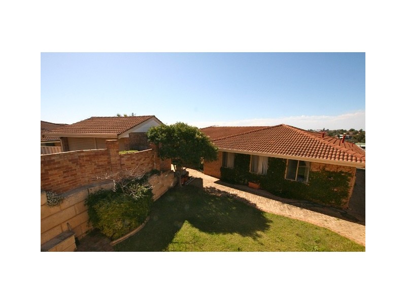 9 Landells Rise, Hillarys WA 6025