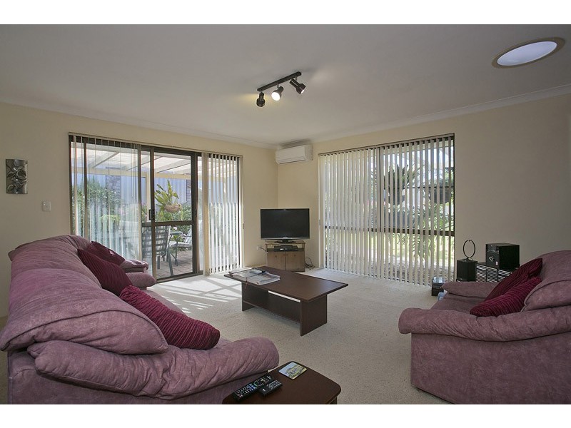 11 Transit Way, Mullaloo WA 6027