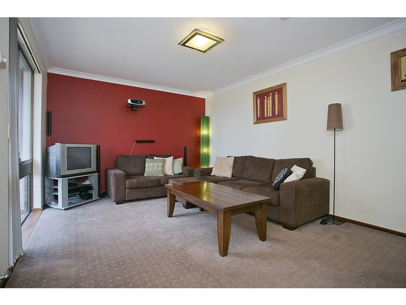 11 Livingstone Way, Padbury WA 6025