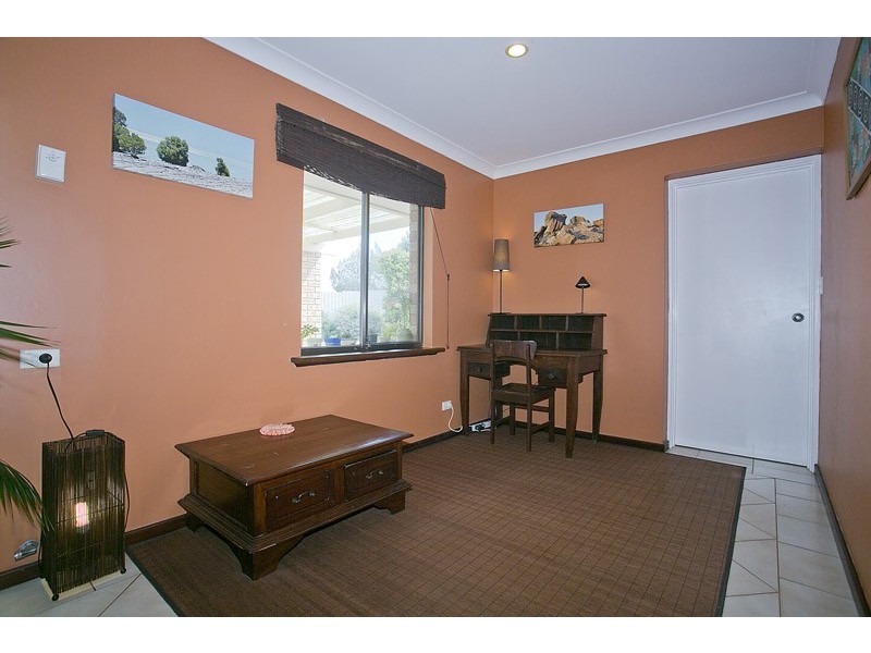 11 Livingstone Way, Padbury WA 6025