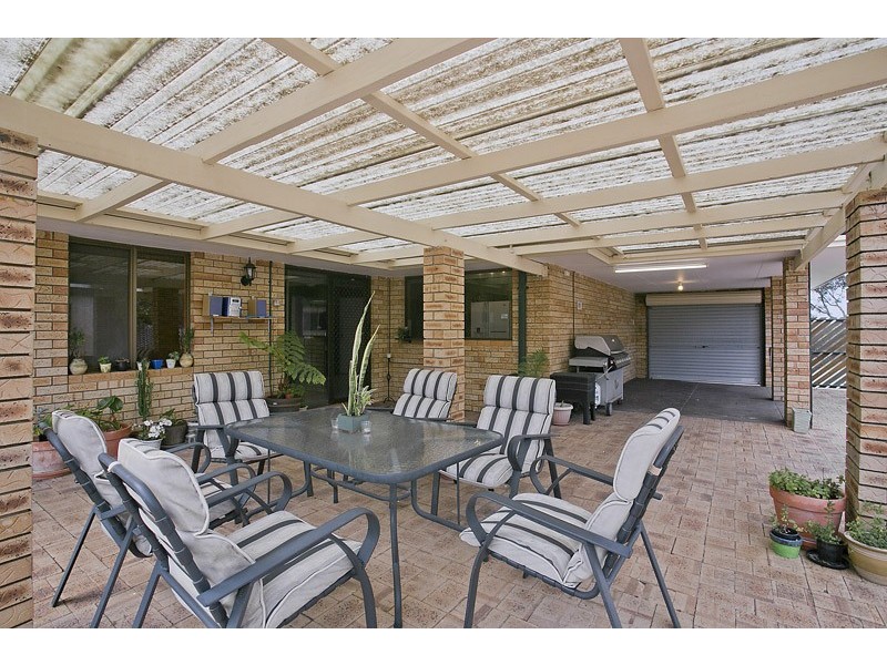 11 Livingstone Way, Padbury WA 6025