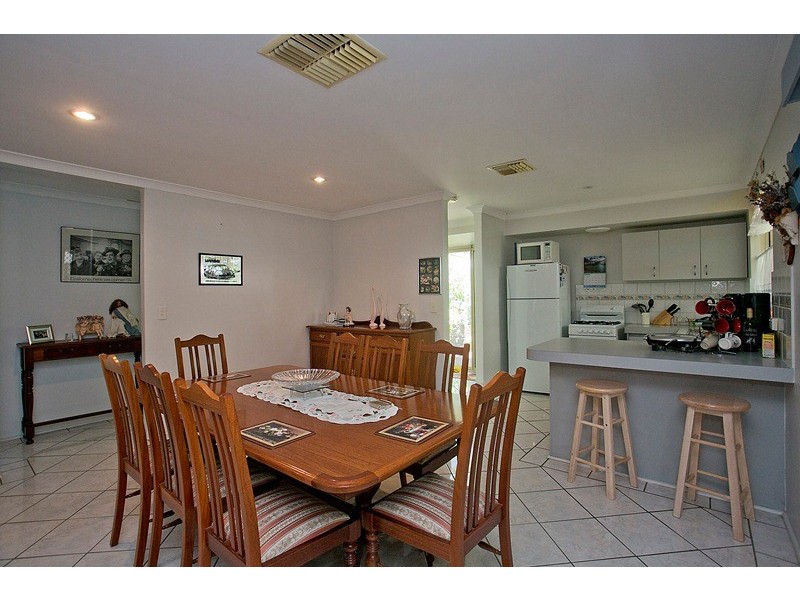 25 Highlander Place, Currambine WA 6028