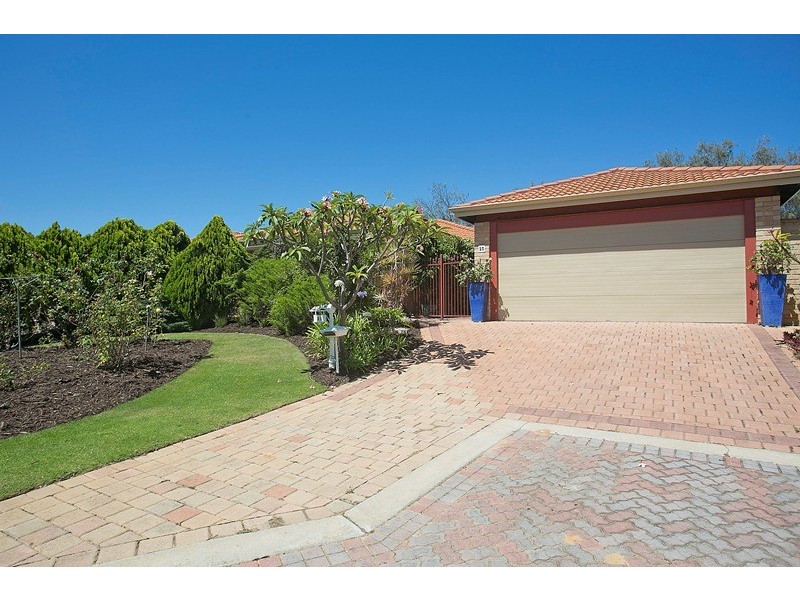 25 Highlander Place, Currambine WA 6028