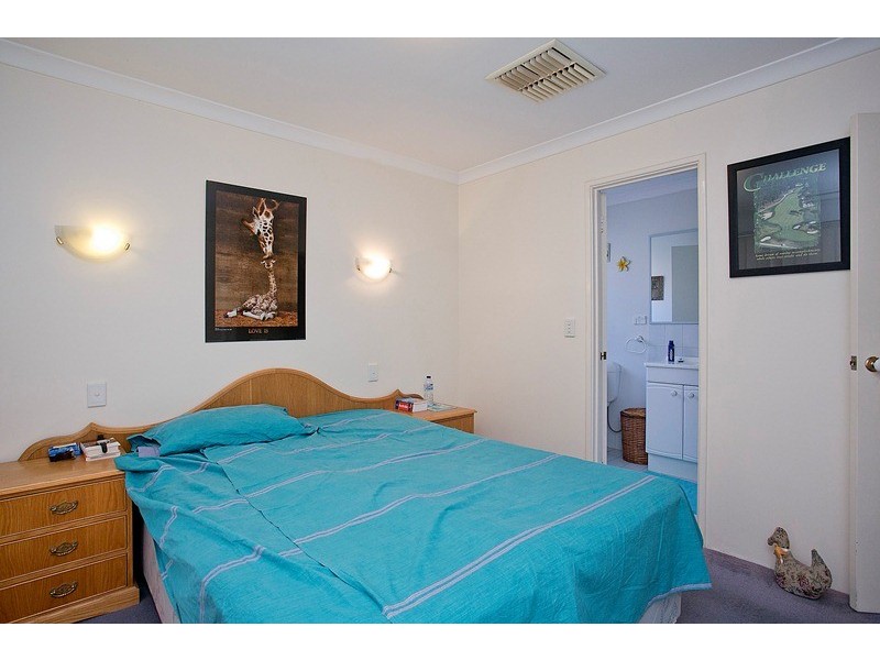 25 Highlander Place, Currambine WA 6028