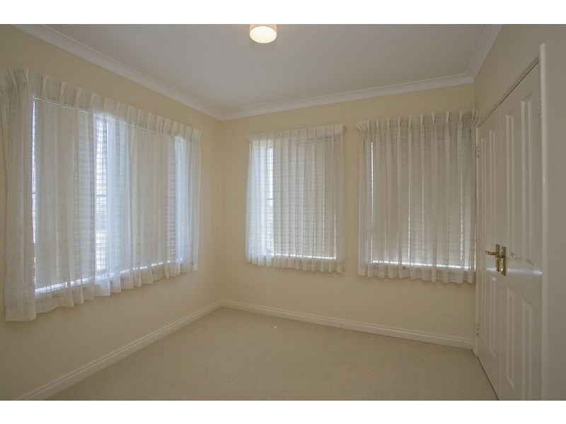 4/45 Halliday Grove, Hillarys WA 6025