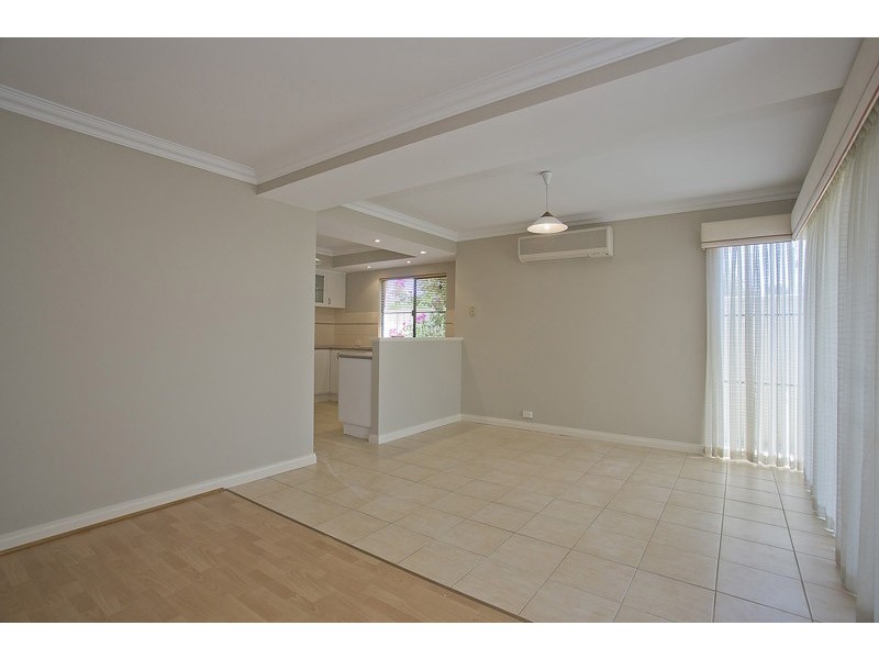 4/45 Halliday Grove, Hillarys WA 6025