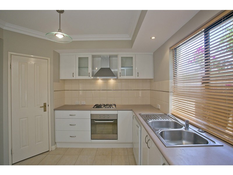 4/45 Halliday Grove, Hillarys WA 6025