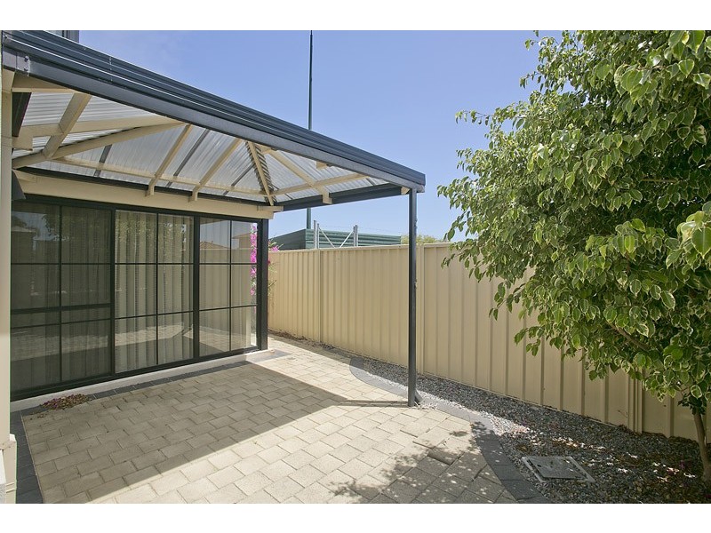 4/45 Halliday Grove, Hillarys WA 6025