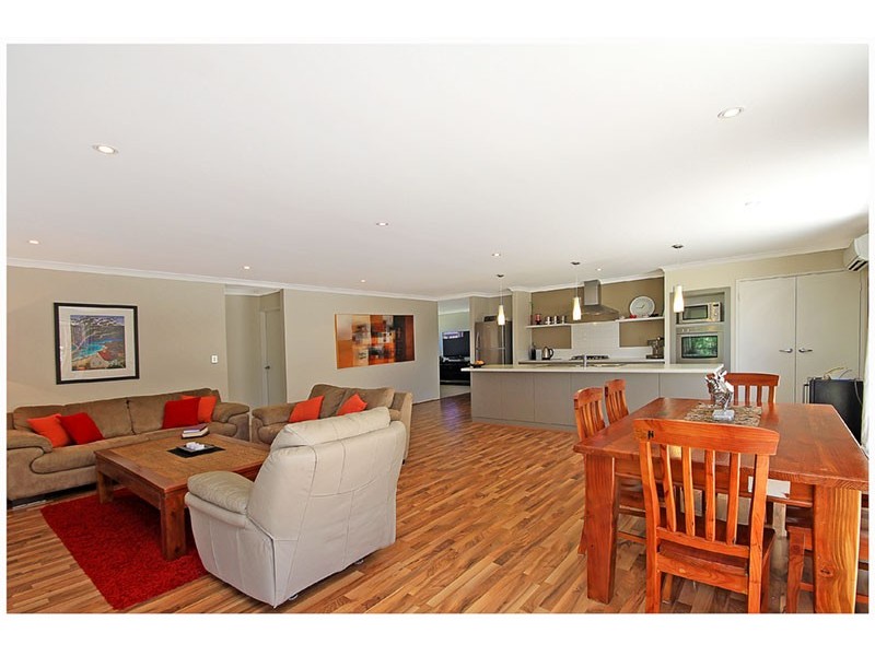 105 Liberty Drive, Clarkson WA 6030