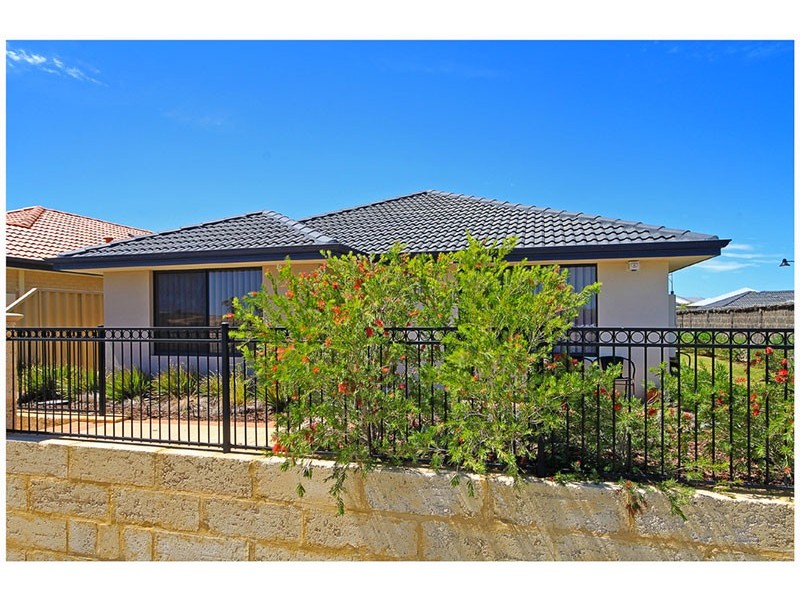 24 Randstone Parade, Butler WA 6036