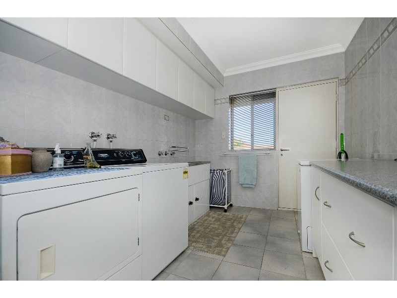 54 Belleview Crescent, Dianella WA 6059