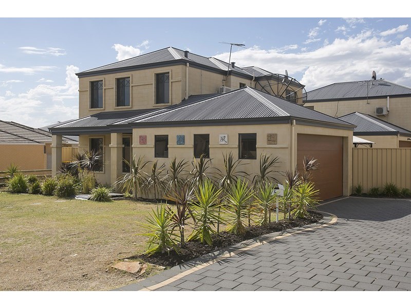 5 St Louis Avenue, Hocking WA 6065