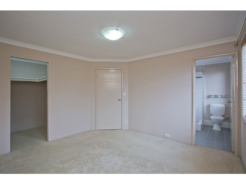 5 St Louis Avenue, Hocking WA 6065