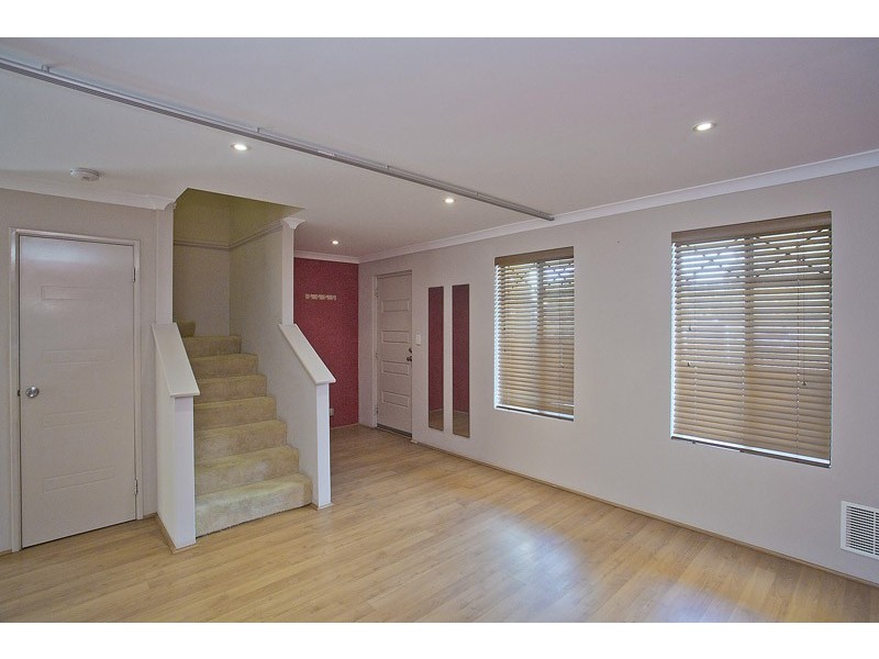 5 St Louis Avenue, Hocking WA 6065