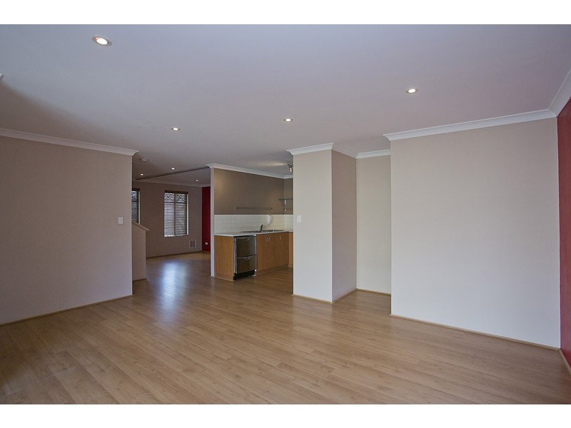 5 St Louis Avenue, Hocking WA 6065