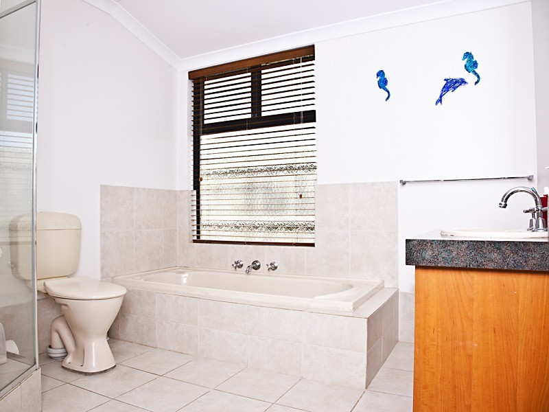 101 Mowbray Square, Clarkson WA 6030