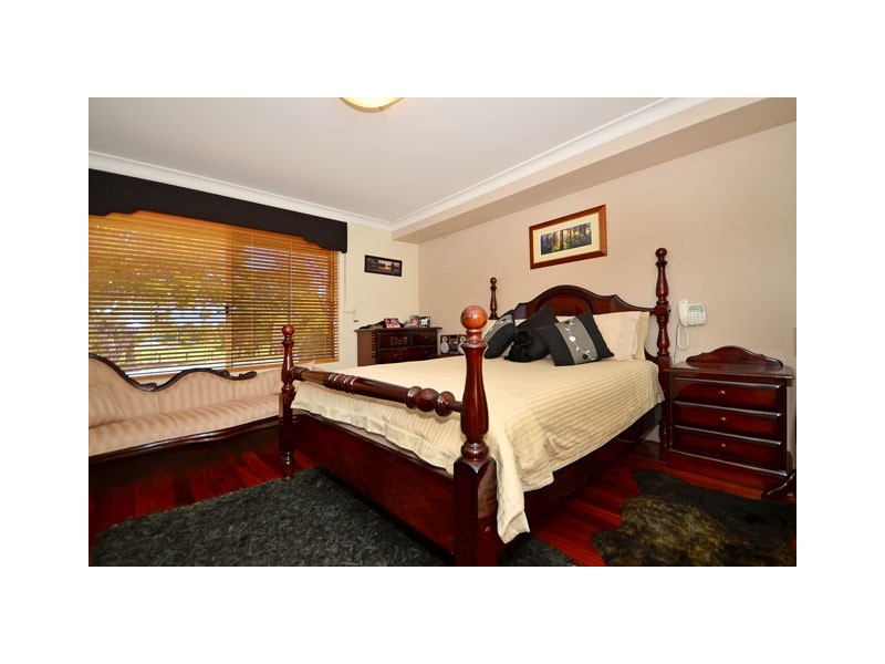 73 Rochester Circle, Balga WA 6061