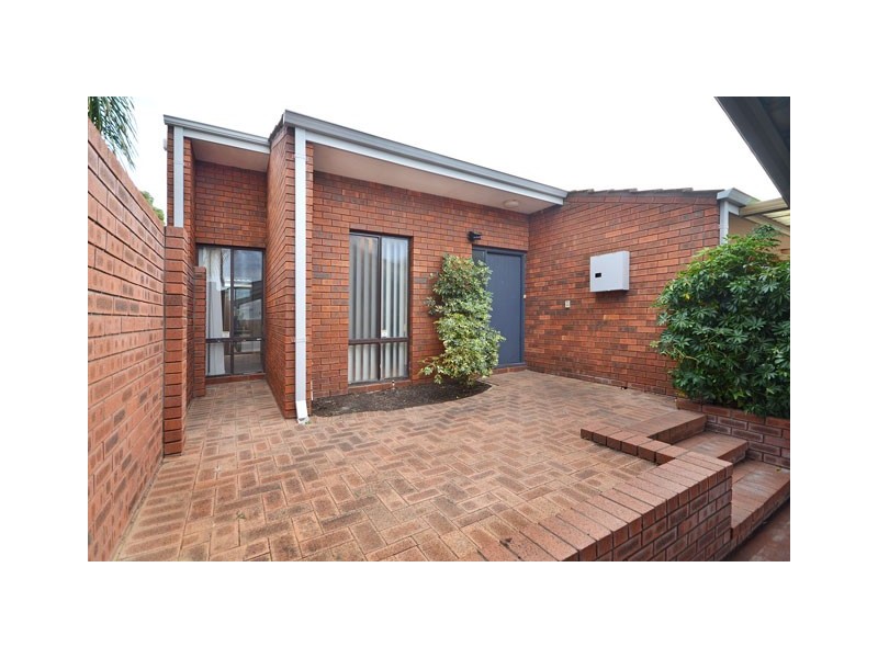 7 Hawker Avenue, Warwick WA 6024