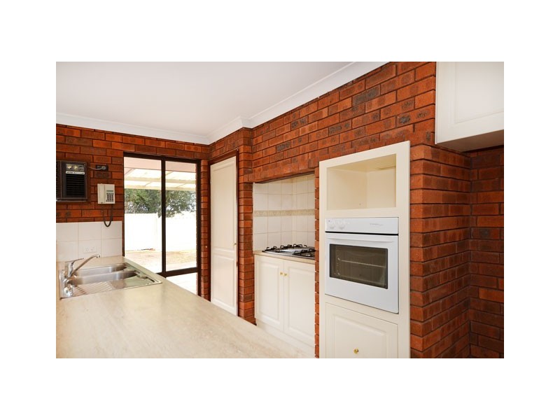 7 Hawker Avenue, Warwick WA 6024