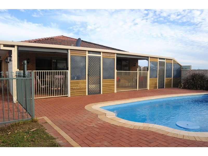 15 Hinchinbrook Avenue, Ridgewood WA 6030