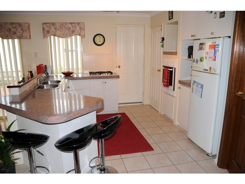 15 Hinchinbrook Avenue, Ridgewood WA 6030