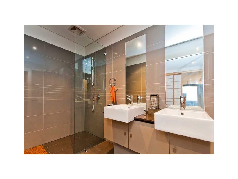 2/155 Adelaide Terrace, East Perth WA 6004