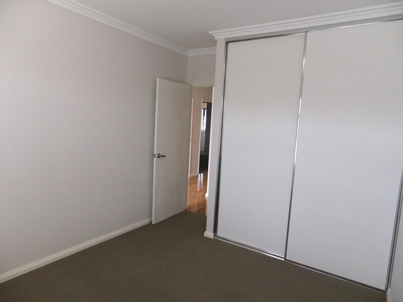 4 Kingsfold Street, Balga WA 6061