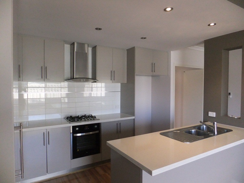 4 Kingsfold Street, Balga WA 6061