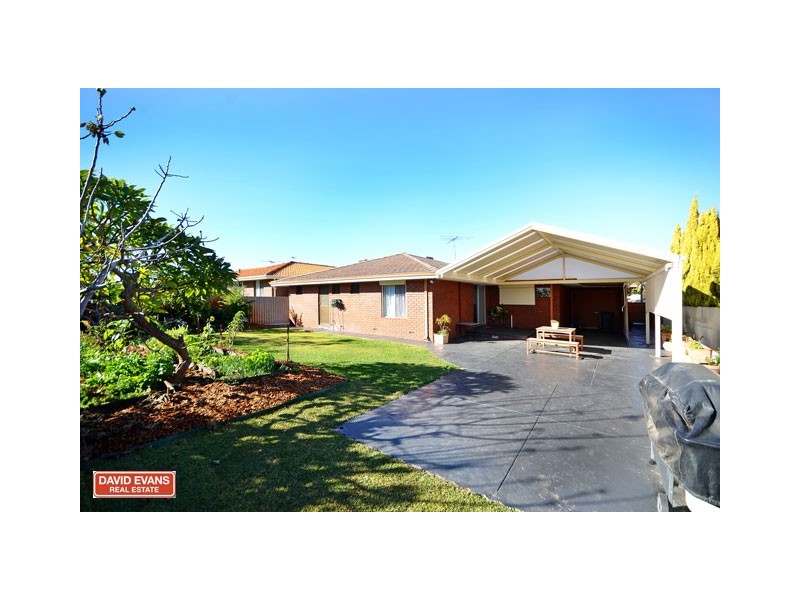 37 Avocet Road, Stirling WA 6021