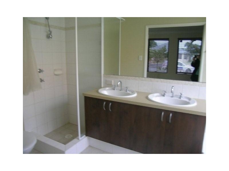 16 Burbank Elbow, Wanneroo WA 6065